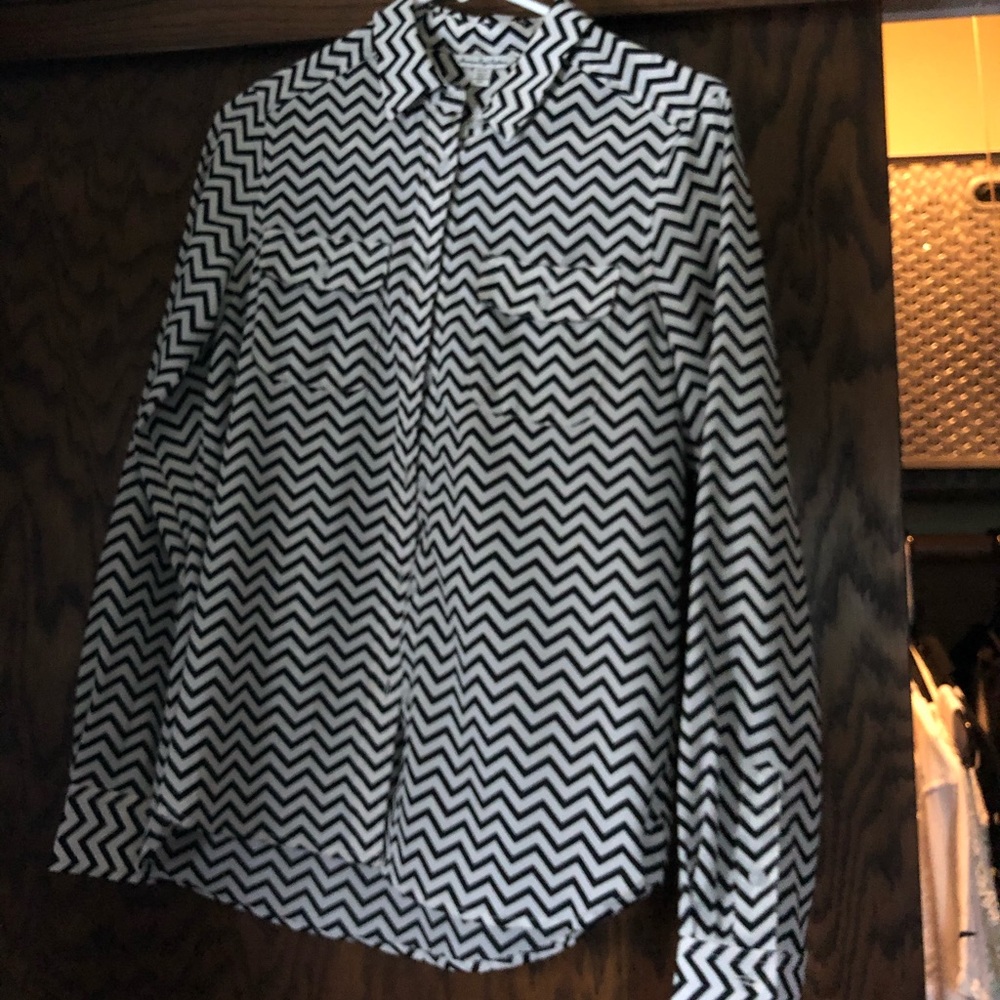 AE Button Down Top XS
